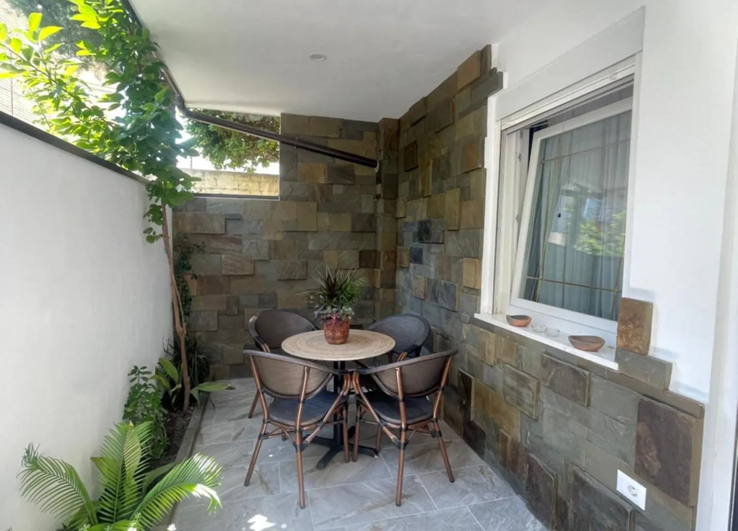 Leonard'S Apartment Durres